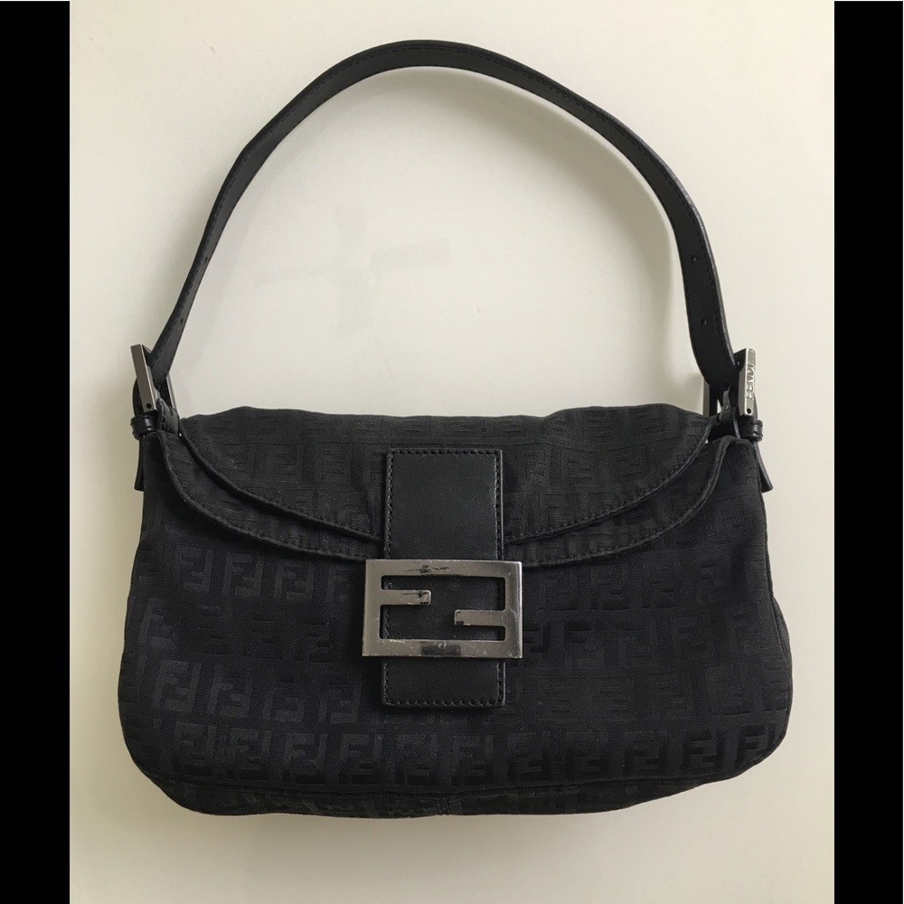 FENDI Baguette Bag